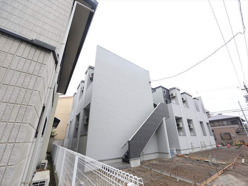 建物外観　外観　デザイナーズ　光インターネット無料