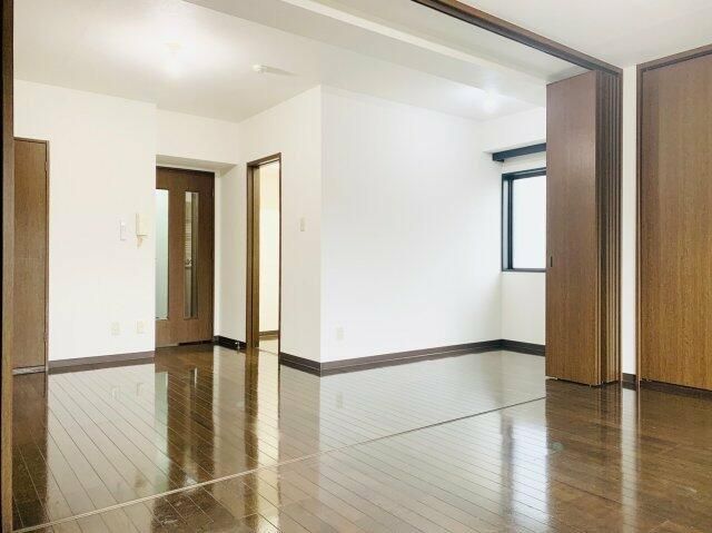 居室・リビング　白金アネックス