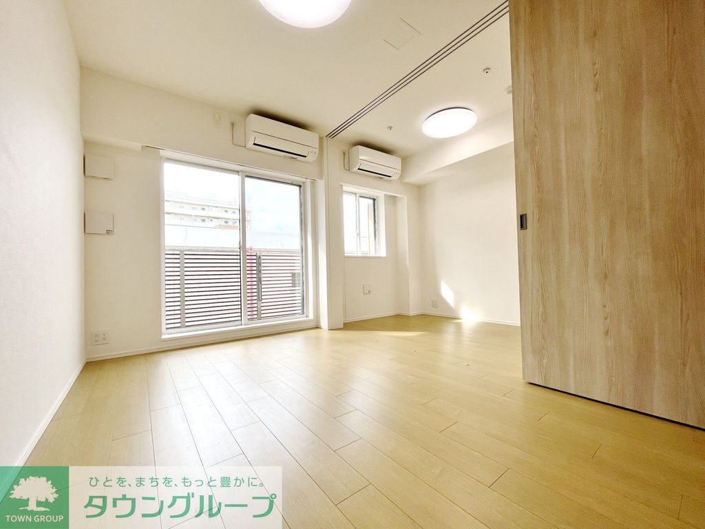 居室・リビング　※別部屋参考写真