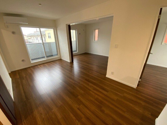 居室・リビング　※２階のお部屋です