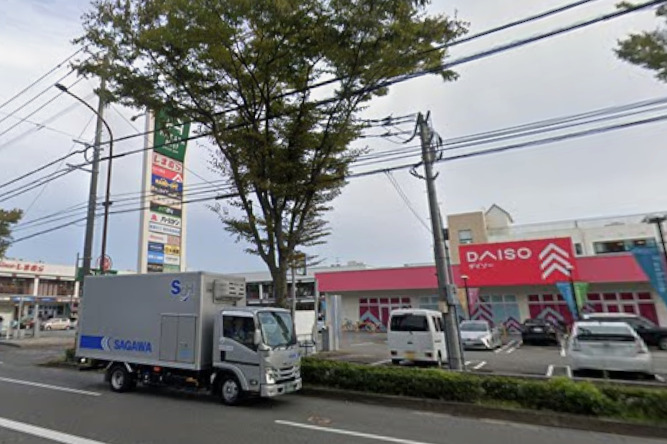 スーパー　明治屋ジャンボ市博多諸岡店（スーパー）まで192m
