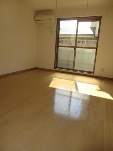 居室・リビング　9帖でゆったりできますね