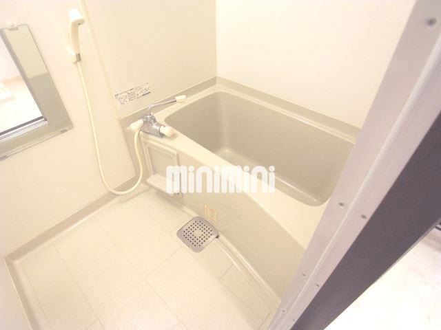 バス・シャワールーム　ゆったりできるバスルーム