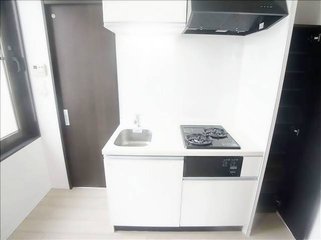 キッチン　システムキッチンです。魚グリルなし。