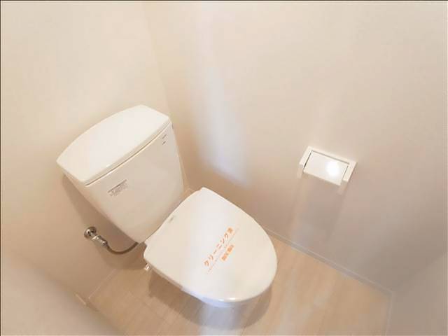 トイレ　バス・トイレ別です。