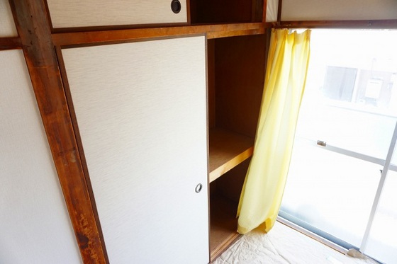 収納　※別号室の写真です。