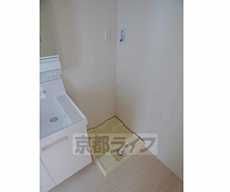 その他設備　室内洗濯機置きです。