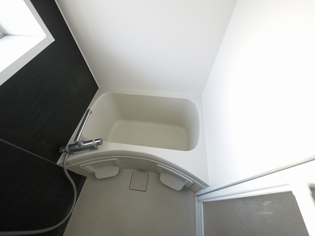 バス・シャワールーム　日々の暮らしに欠かせないお風呂です