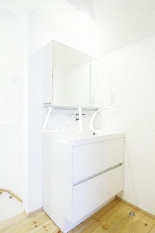 洗面設備　洗面台です。