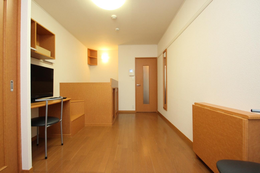 居室・リビング　実際のお部屋と異なる場合がございます。