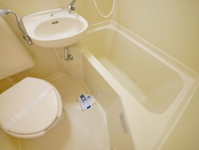 バス・シャワールーム　★タウンハウジング稲田堤店までお問い合わせください★