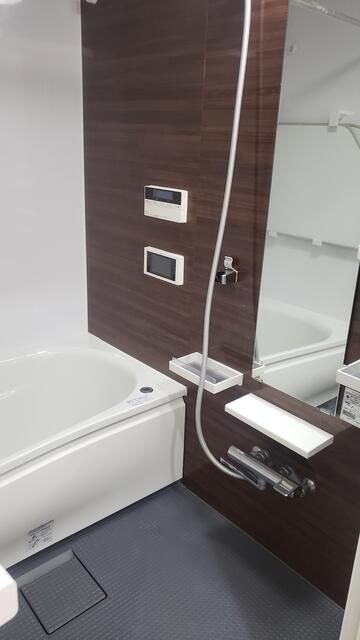 バス・シャワールーム　オズアザブイーストレジデンス