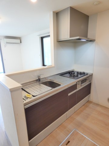 建物外観　専用庭付です