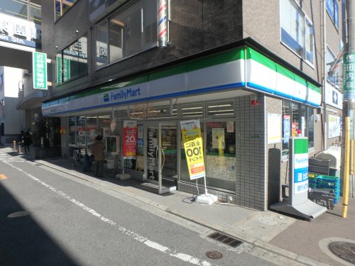 コンビニ　ファミリーマート　甲東園駅東口店（コンビニ）まで306m