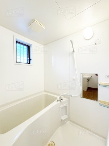 バス・シャワールーム　きれいなお風呂です♪