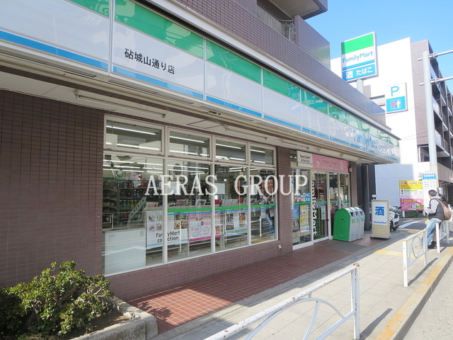 コンビニ　ファミリーマート砧城山通り店（コンビニ）まで594m