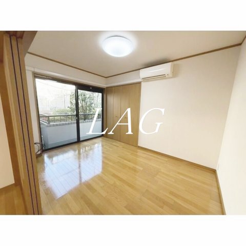 居室・リビング　洋室のお部屋です。