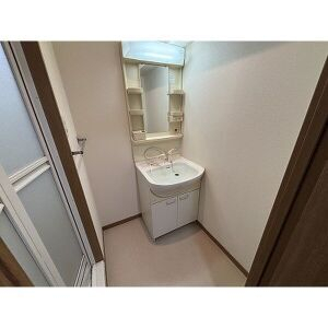 洗面設備　※別部屋の参考写真となります※現況優先※