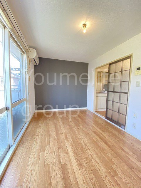 居室・リビング　103号室