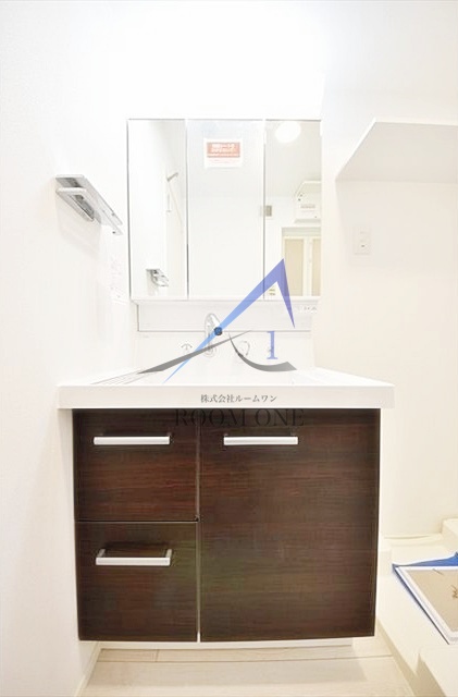 洗面設備　洗面台です。