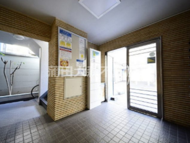 エントランス　エントランス