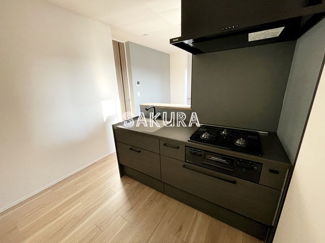 キッチン　自炊をされる方に嬉しい3口コンロ♪