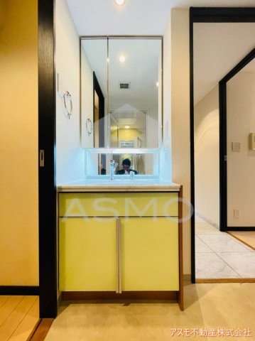 洗面設備　※同物件　別間取り　参考写真