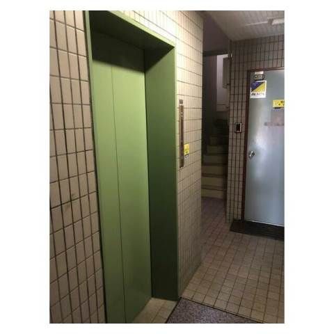 その他設備　エレベーター