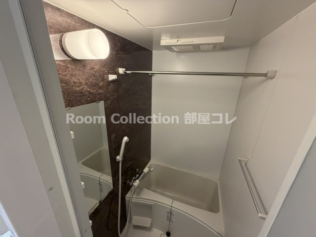 バス・シャワールーム　※同物件他部屋写真 反転、色違いの場合有 現況優先