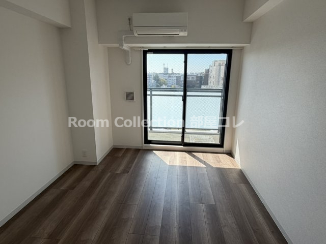 居室・リビング　※同物件他部屋写真 反転、色違いの場合有 現況優先