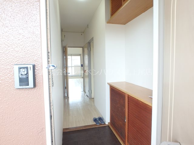 玄関　当社HPに沢山写真載ってます。