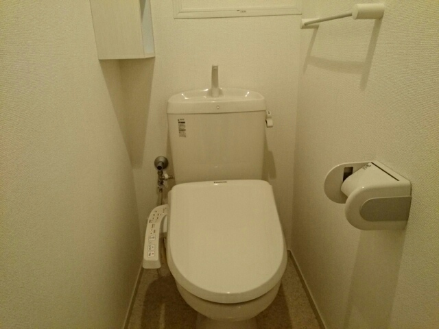 トイレ　シンプルなトイレ！