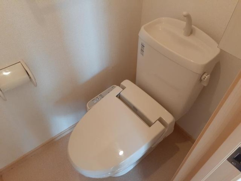 トイレ　図面と現状に相違がある場合には現状を優先