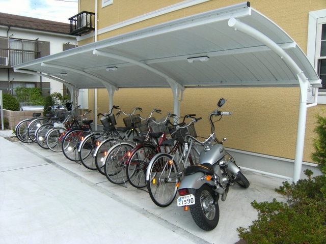 その他共有部分　屋根付き駐輪場