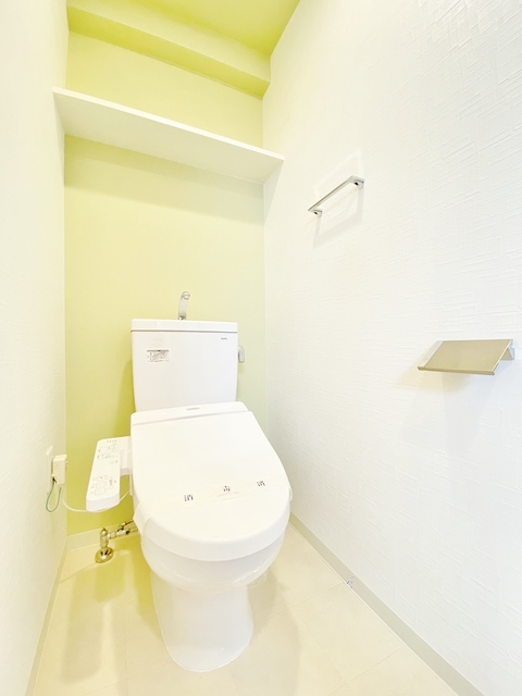 トイレ　暖房便座付シャワートイレ