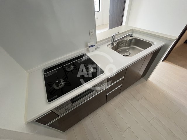 キッチン　ソルレヴェンテ江坂広芝町　キッチン