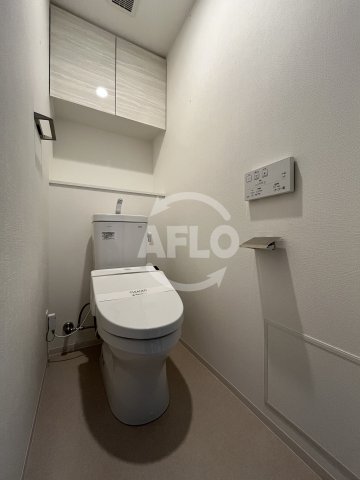 トイレ　ソルレヴェンテ江坂広芝町　トイレ