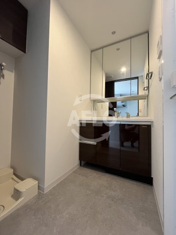 洗面設備　ソルレヴェンテ江坂広芝町　洗面台