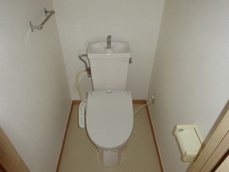 トイレ　図面と現状に相違がある場合には現状を優先．．．