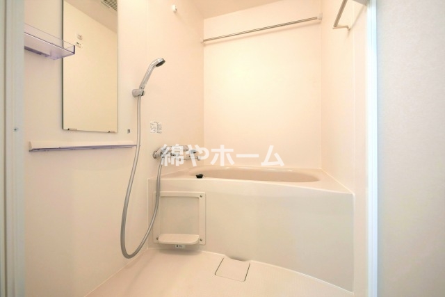 バス・シャワールーム　お風呂です