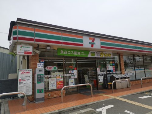 コンビニ　セブンイレブン 堺深井清水町店（コンビニ）まで439m