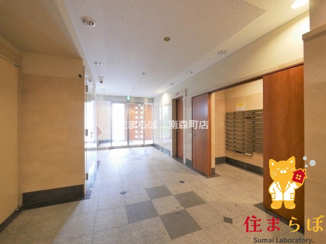 エントランス　共用部の印象も大切に