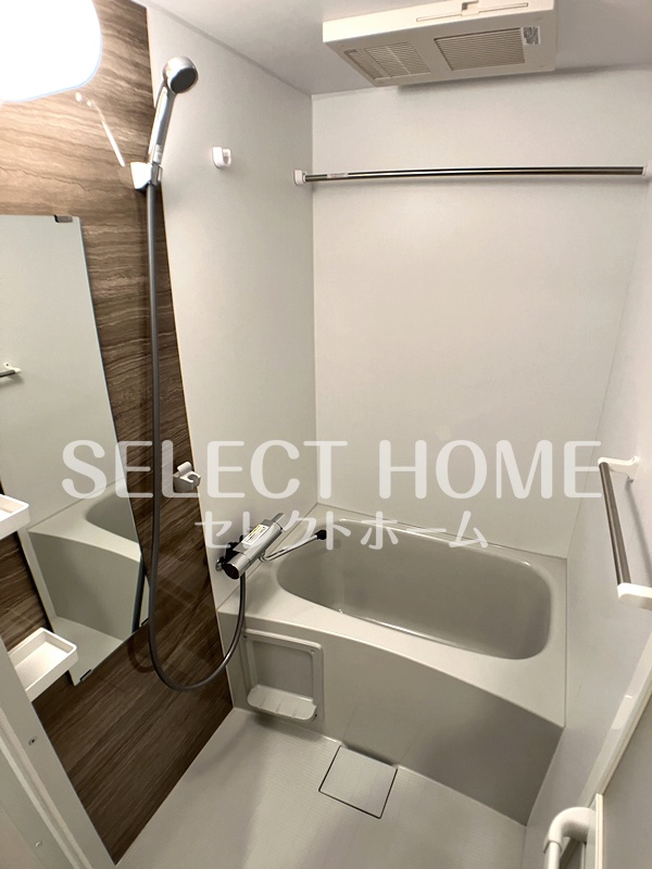 バス・シャワールーム　お風呂で日々の疲れを落としましょう同型タイプ