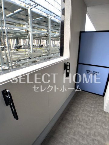 バルコニー　お洗濯にも便利なバルコニー付き同型タイプ