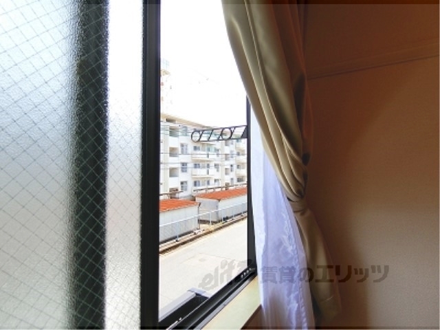 バルコニー　物干しのみ