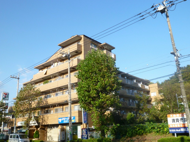 建物外観　ペットの頭数や種類は相談下さい。エレベーター鉄筋マンション♪