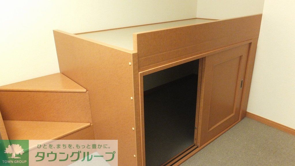 その他　大型ベット下収納