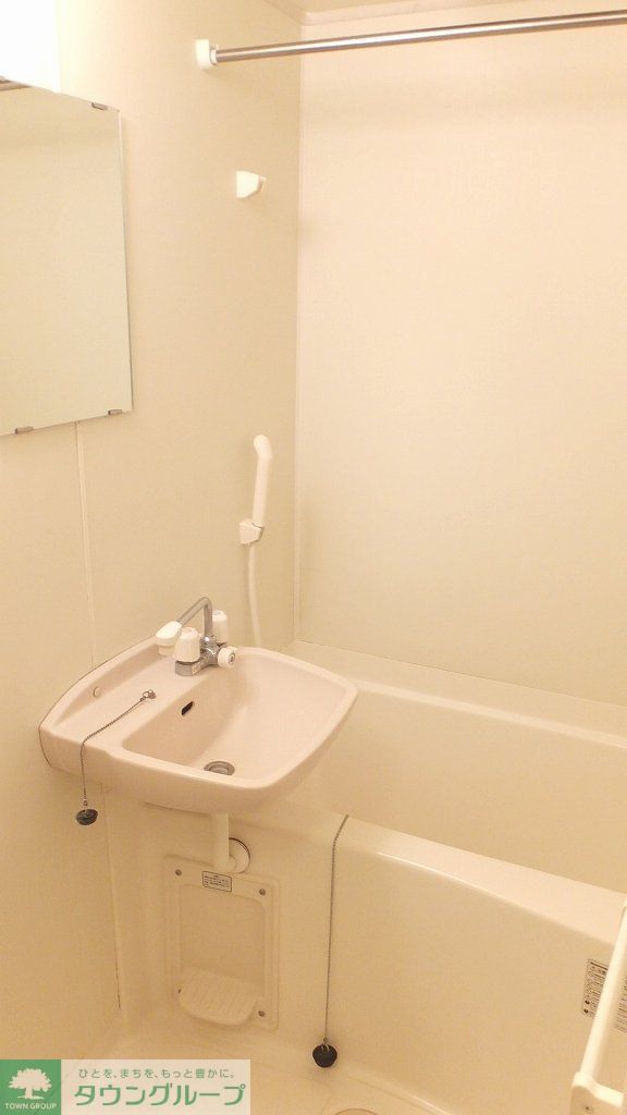 バス・シャワールーム　浴室換気乾燥機能付