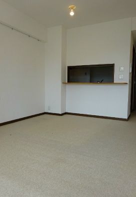 居室・リビング　☆明るい居間☆