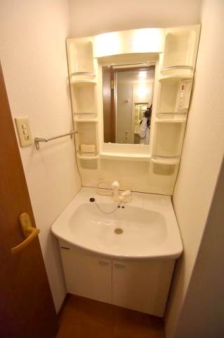 洗面設備　シャンプードレッサー